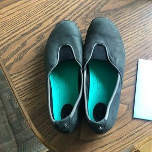 Teva flats. Size 9. Black